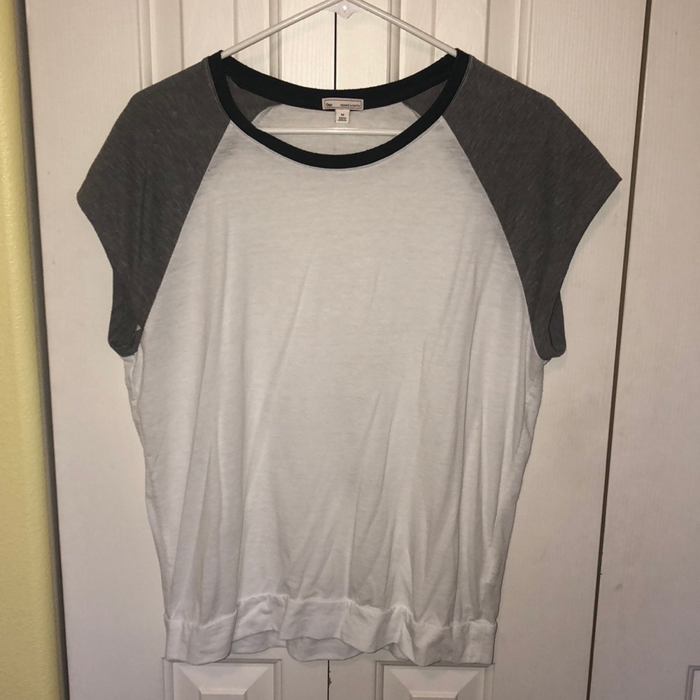 Gap Tee
